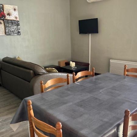Gite Les Feuilles De Chene Villa Карпентра Екстериор снимка