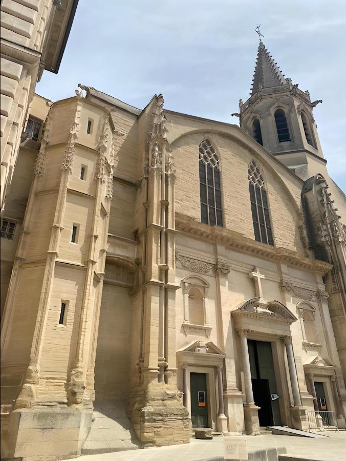 Gite Les Feuilles De Chene Villa Карпентра Екстериор снимка