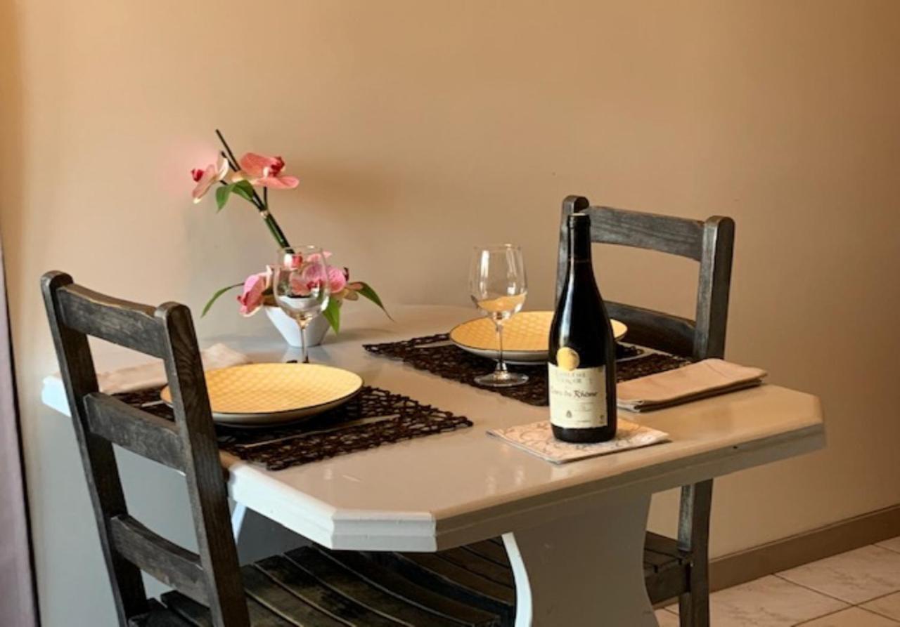 Gite Les Feuilles De Chene Villa Карпентра Екстериор снимка