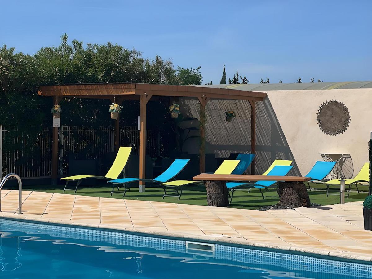 Gite Les Feuilles De Chene Villa Карпентра Екстериор снимка