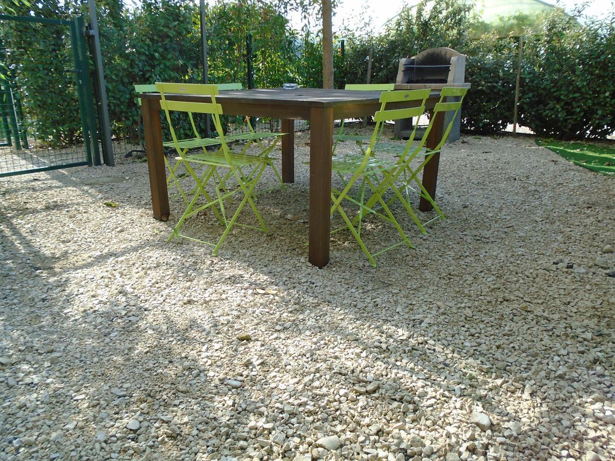 Gite Les Feuilles De Chene Villa Карпентра Екстериор снимка